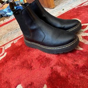 Chelsea doc martins